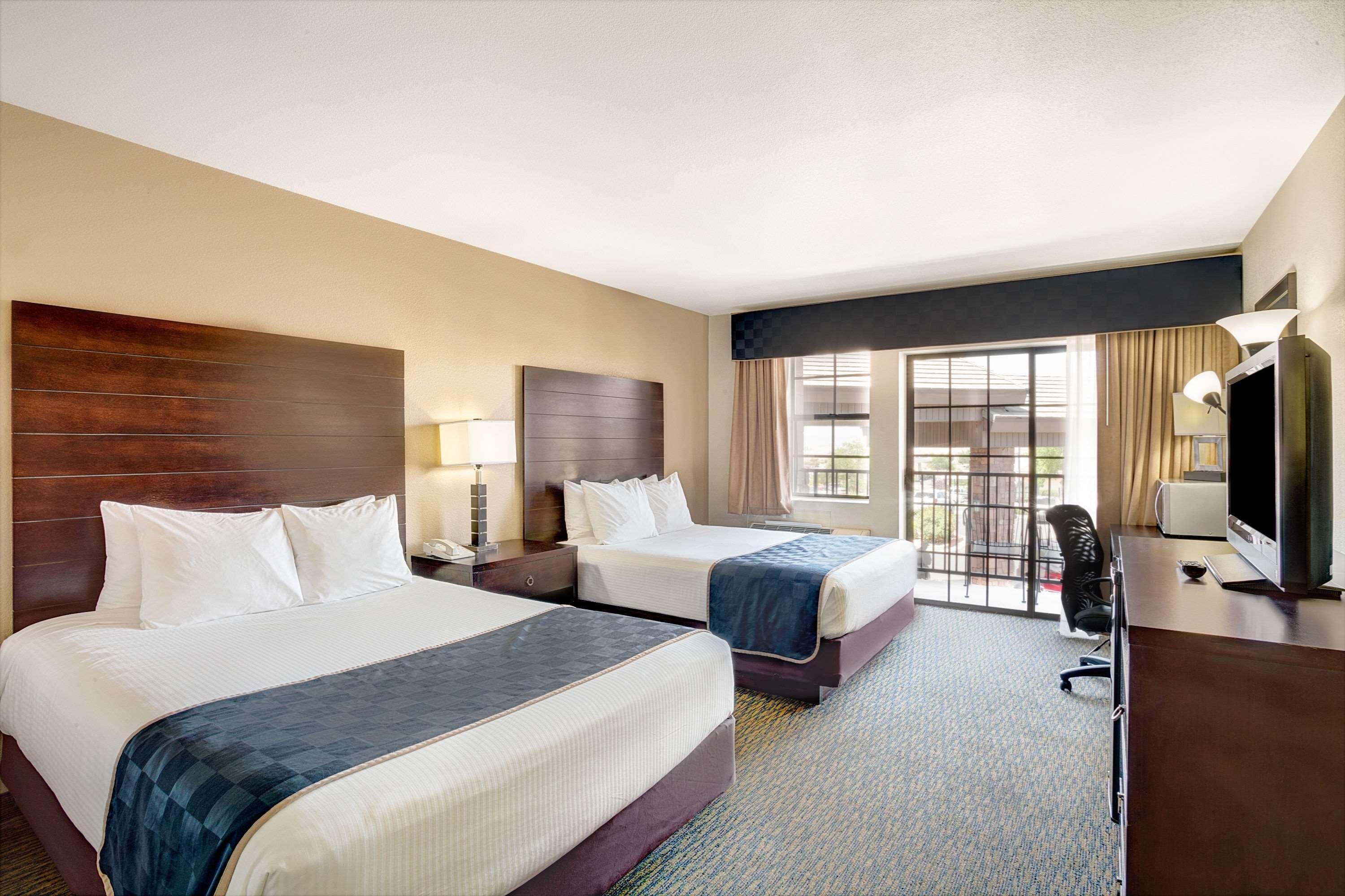 Days Inn & Suites By Wyndham Page Lake Powell Экстерьер фото