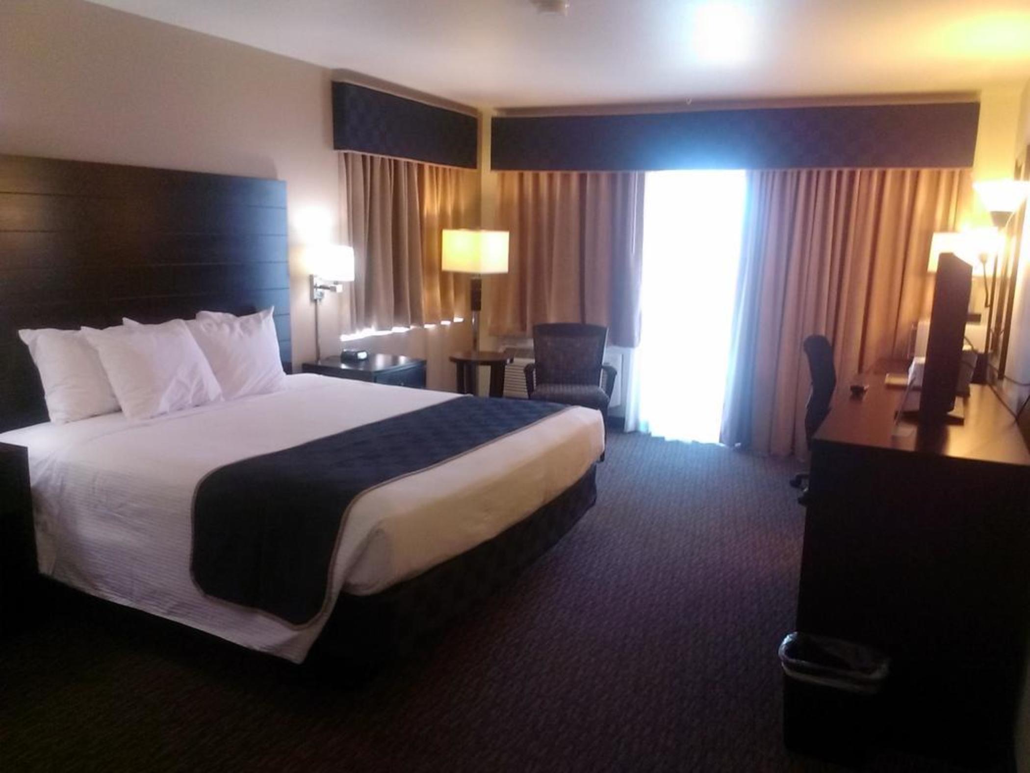 Days Inn & Suites By Wyndham Page Lake Powell Экстерьер фото