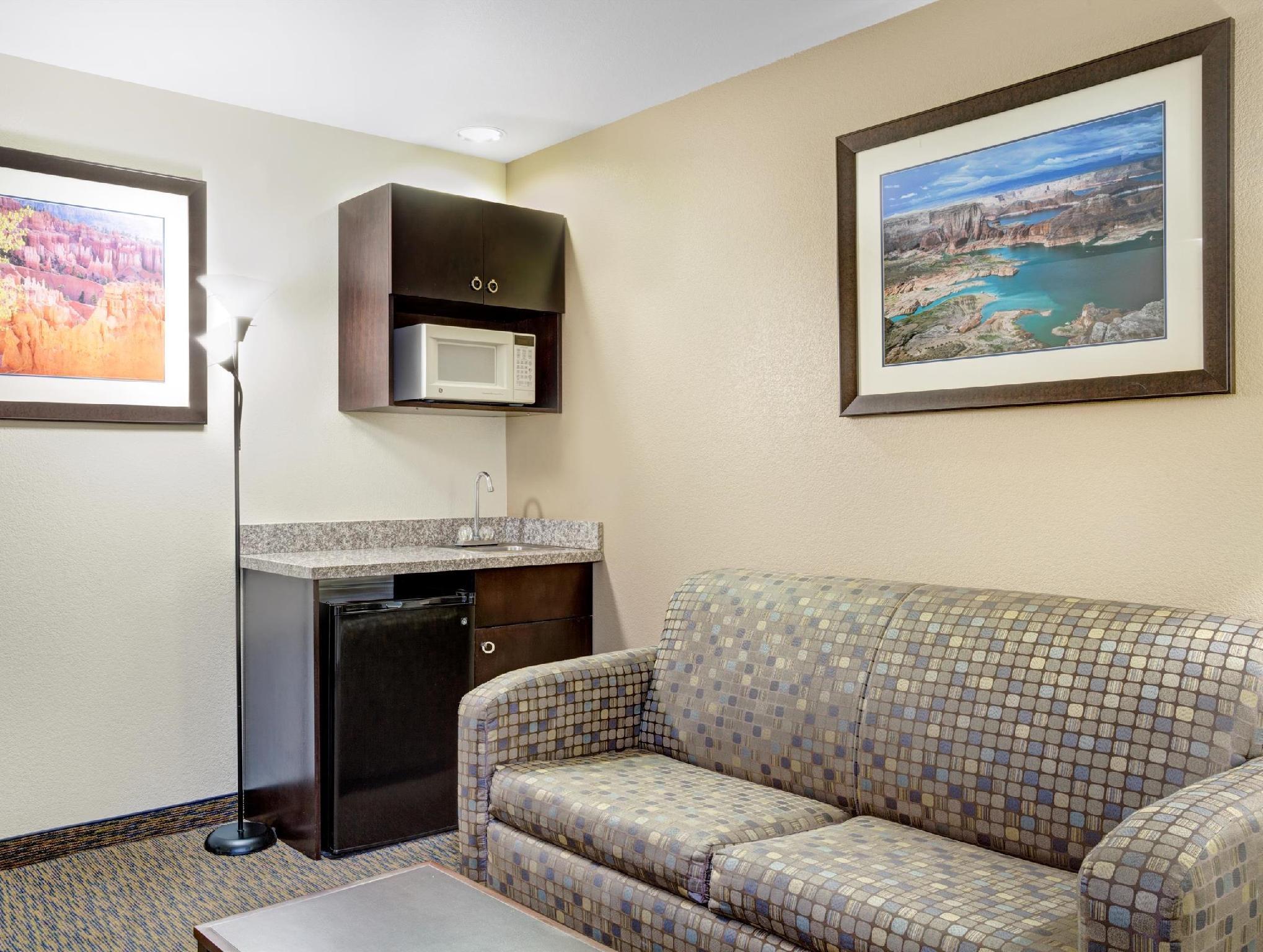 Days Inn & Suites By Wyndham Page Lake Powell Экстерьер фото